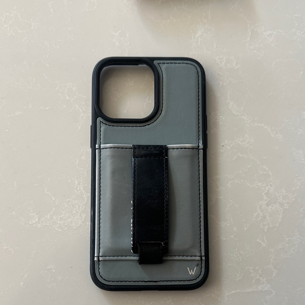 Walli Case- IPhone 14 Pro Max